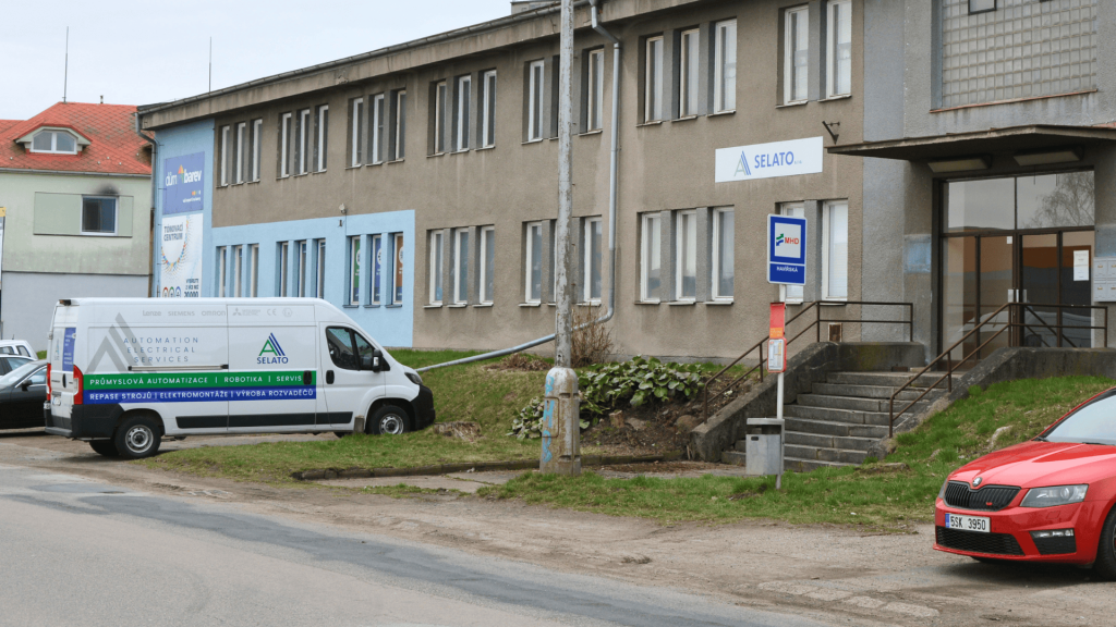 Sídlo společnosti Selato na ulici Havlířská, hlavní vchod